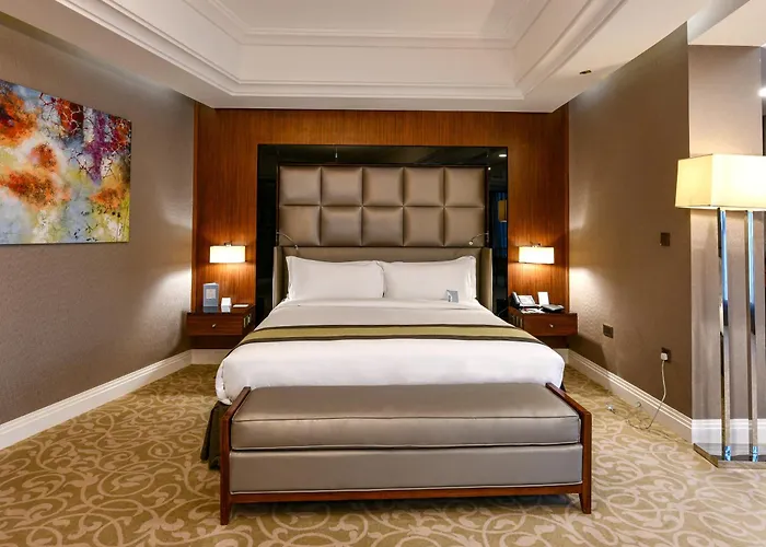 Best Plaza West Bay Hotel